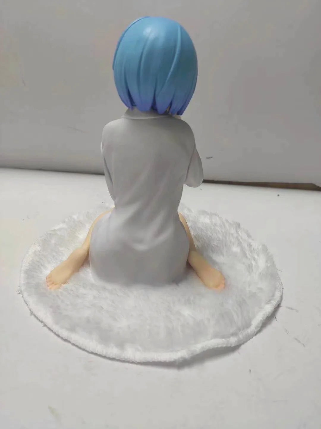 Re:Zero White Shirt Remrem Kneeling Posture Anime Garage Kits Model