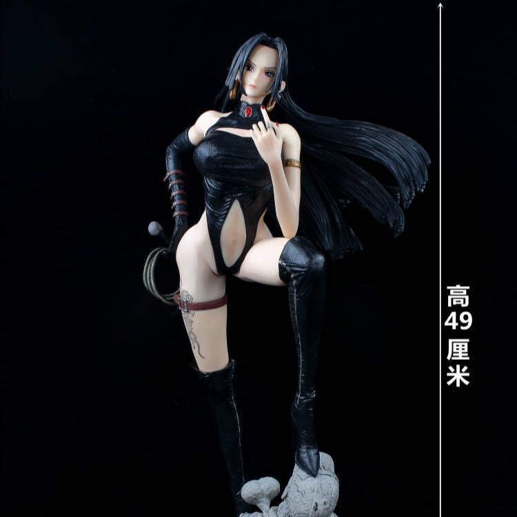 One Piece Hankuk Leather Dress Female Emperor 1/4 Replaceable GK Statue Scene Model Handmade